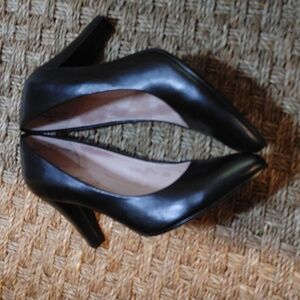 Vintage Bellini Black Leather Pumps 6M